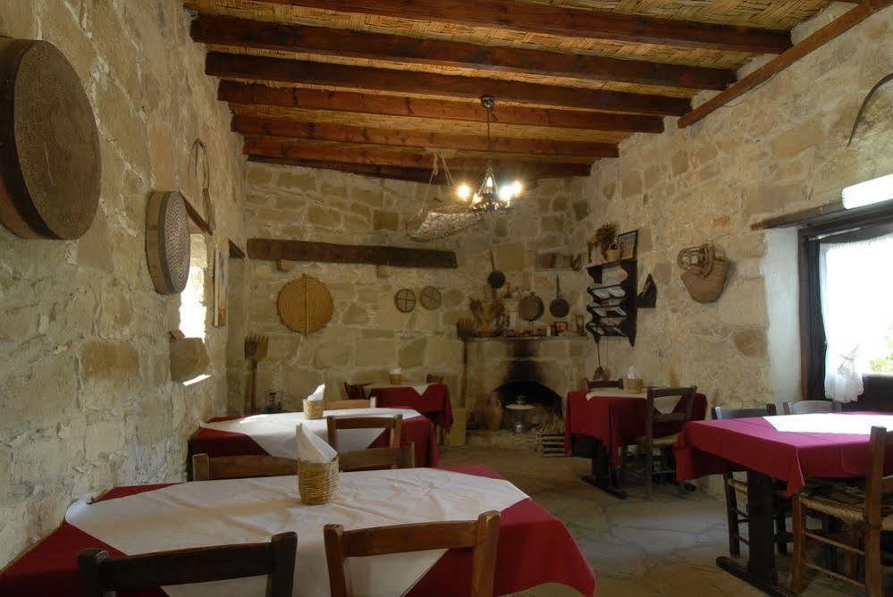 نيكوكليا Vasilias Nikoklis Inn المظهر الخارجي الصورة
